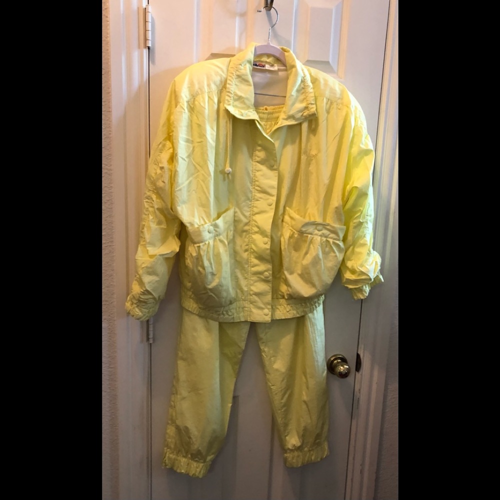 Ellesse Bright Yellow Vintage Sweatsuit, Size M, Great preowned condition